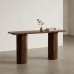 Table Console en Noyer Massif – Design Cannelé Organique